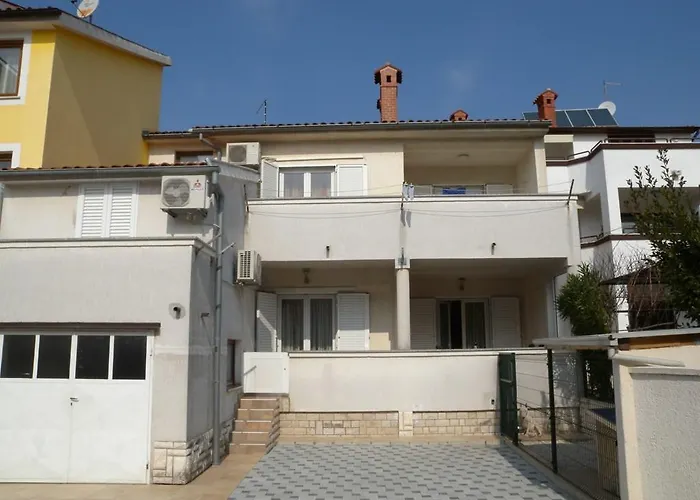 Daire Two-bedroom In Ii