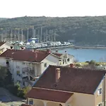 Two-bedroom In Ii Appartement Pula
