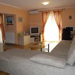 Appartement Two-bedroom In Ii Pula