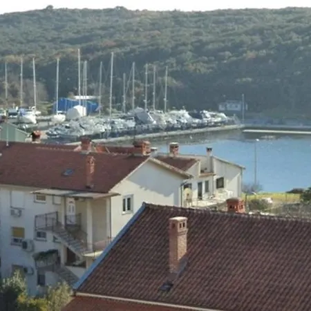 Two-bedroom In Pula Ii *
