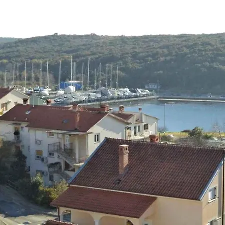 Two-bedroom In Pula Ii Lägenhet Veruda