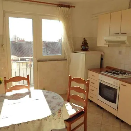 Two-bedroom In Pula Ii *