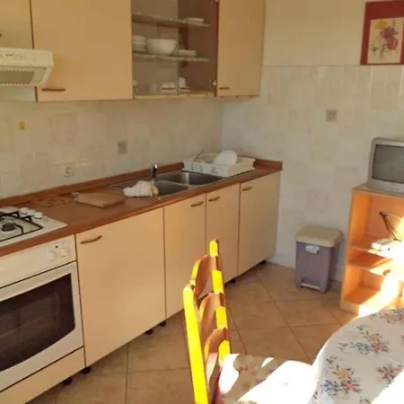 Lägenhet Two-bedroom In Pula Ii *