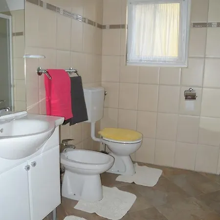 Two-bedroom In Pula Ii