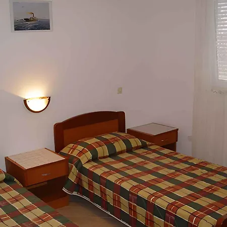 Two-bedroom In Ii Appartement *