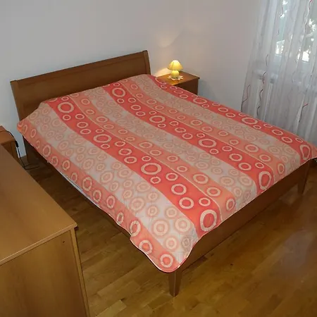 Two-bedroom In Ii Appartement